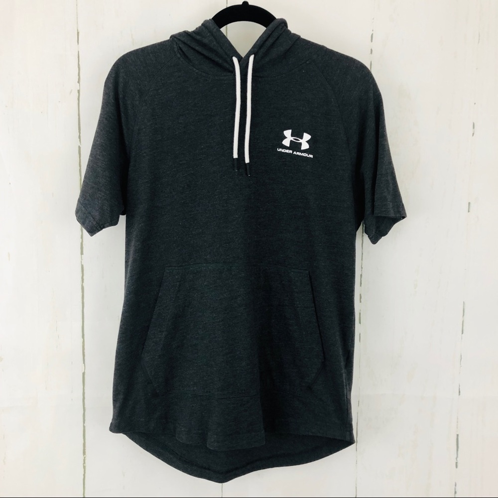 Under armour grey short sleeve hoodie / athletic